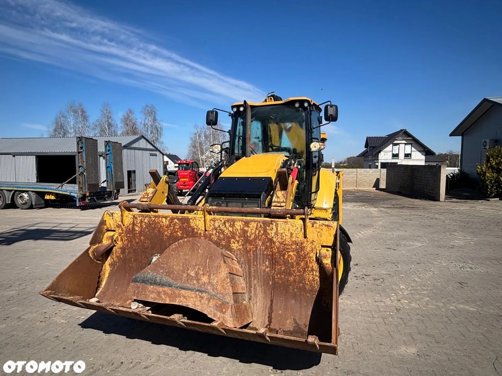 Caterpillar 428 - 10