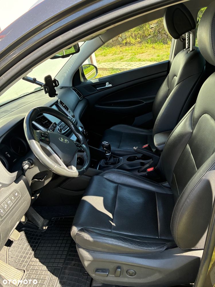 Hyundai Tucson 2.0 CRDI Premium 4WD - 2