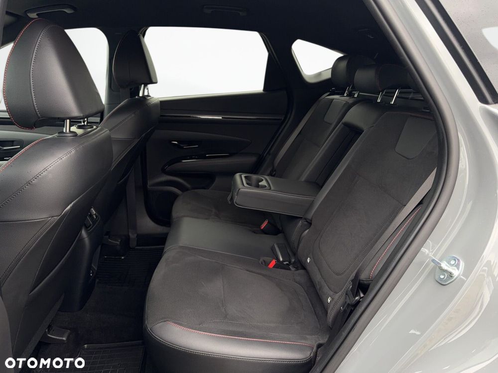 Hyundai Tucson - 25