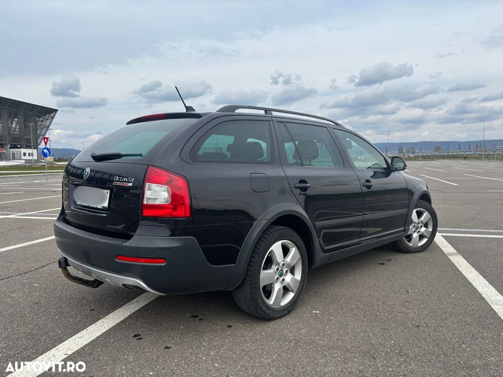 Skoda Octavia 2.0 TDI DPF 4x4 Scout - 2