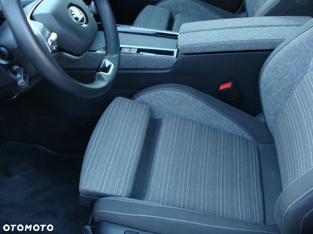 Skoda Superb 2.0 TDI DSG Selection - 23