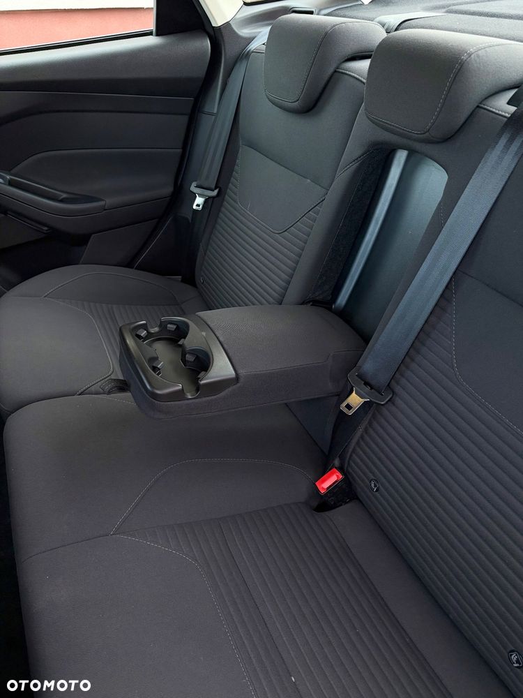 Ford Focus - 26
