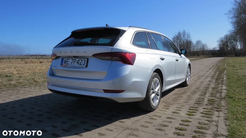 Skoda Octavia 2.0 TDI Ambition DSG - 10