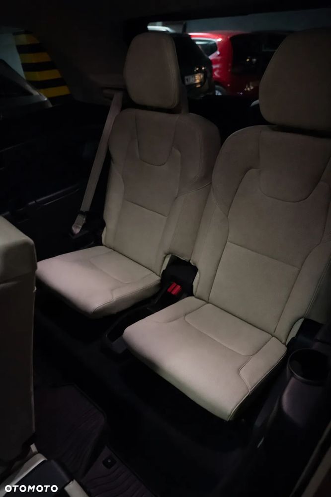 Volvo XC 90 T5 AWD Momentum Pro 7os - 5