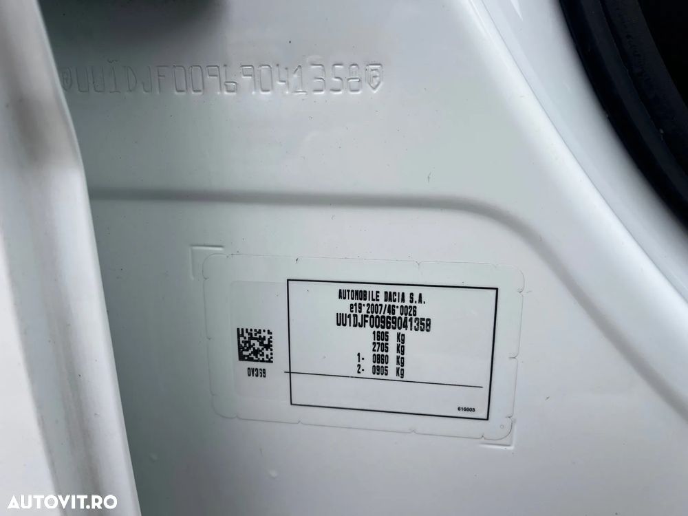 Dacia Logan TCe 90 MT6 Comfort - 32