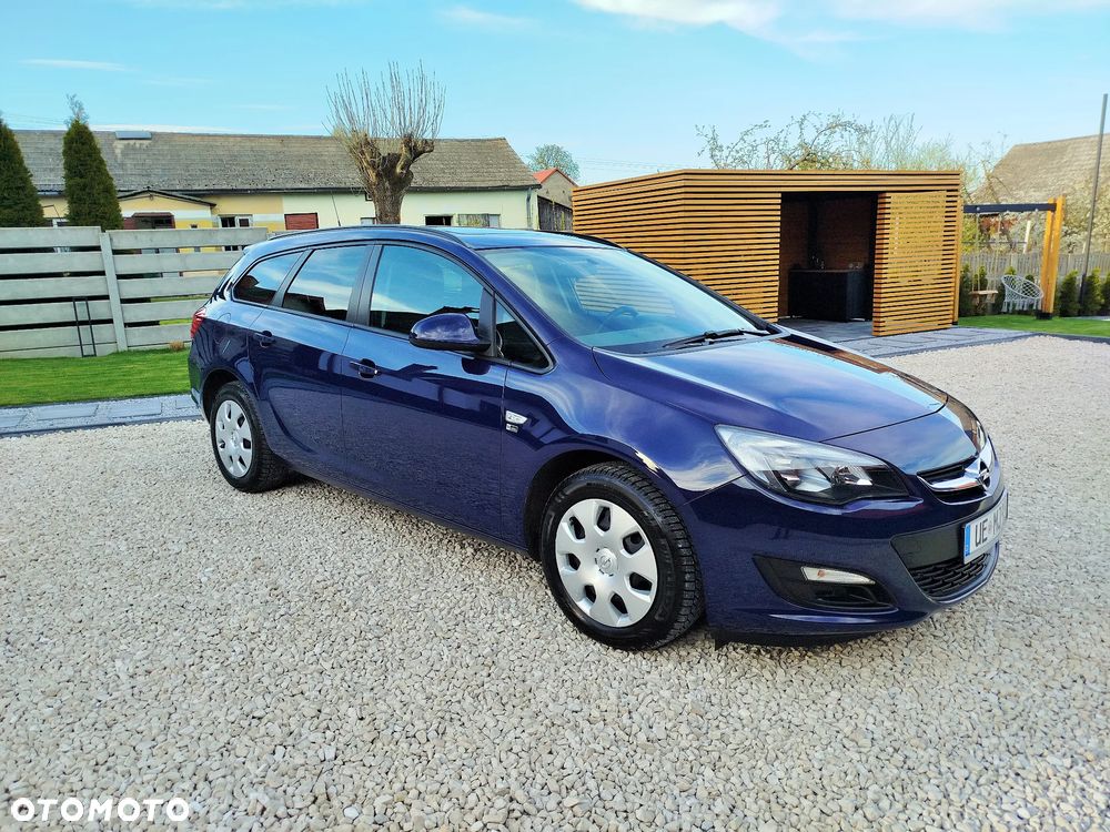 Opel Astra 1.4 Turbo 150 Jahre - 1