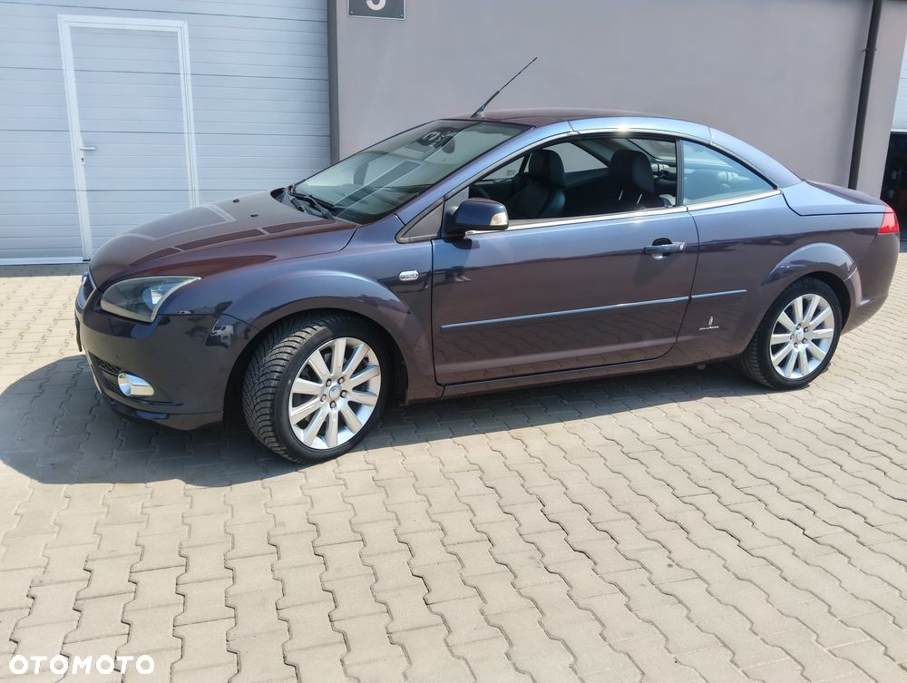 Ford Focus 2.0 16V Titanium - 9