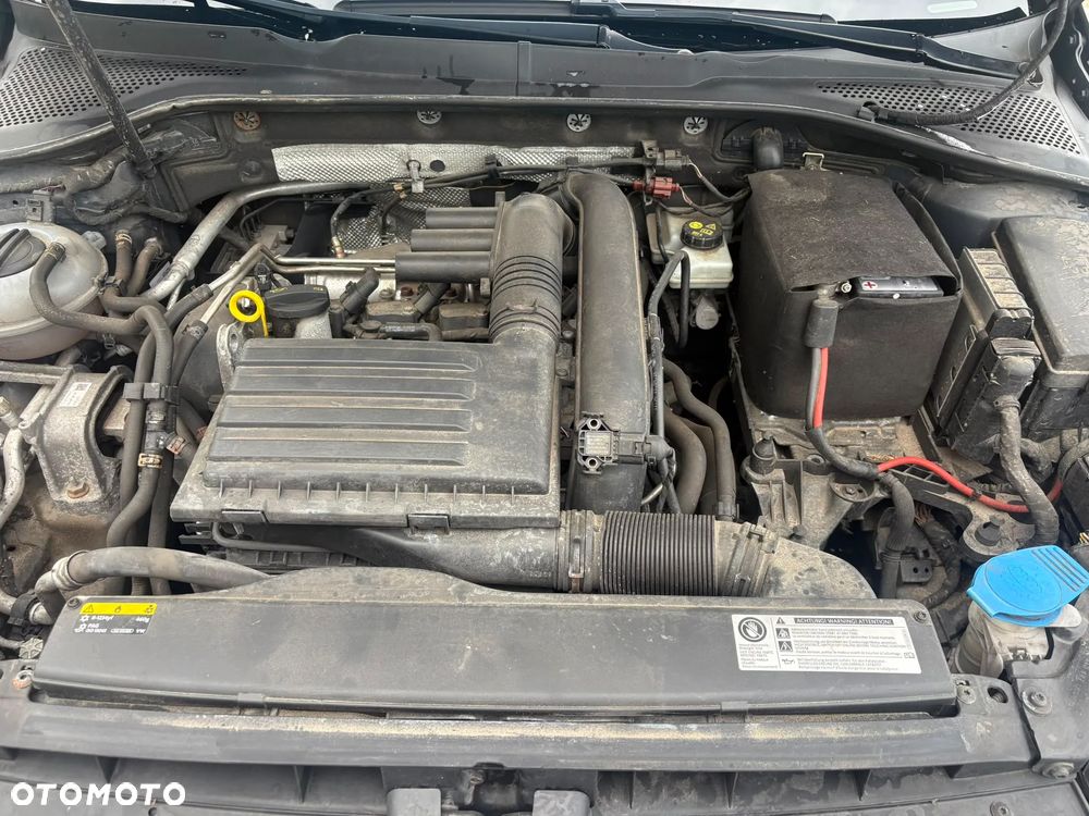 Volkswagen Golf 1.2 TSI BMT Trendline - 17