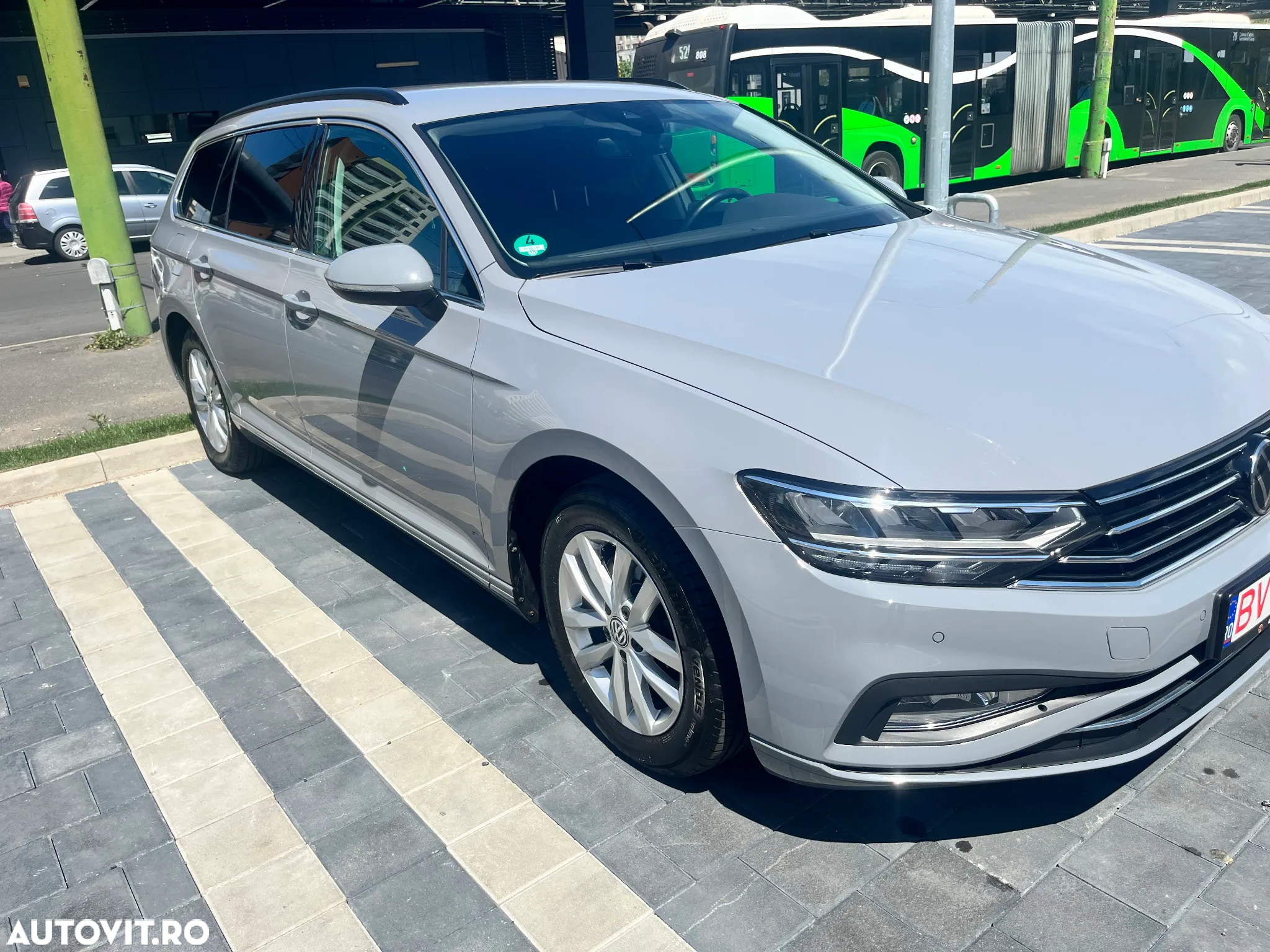Volkswagen Passat Variant 2.0 TDI DSG Business - 3