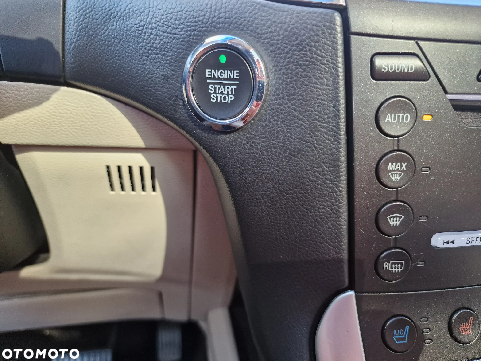Ford Edge - 18