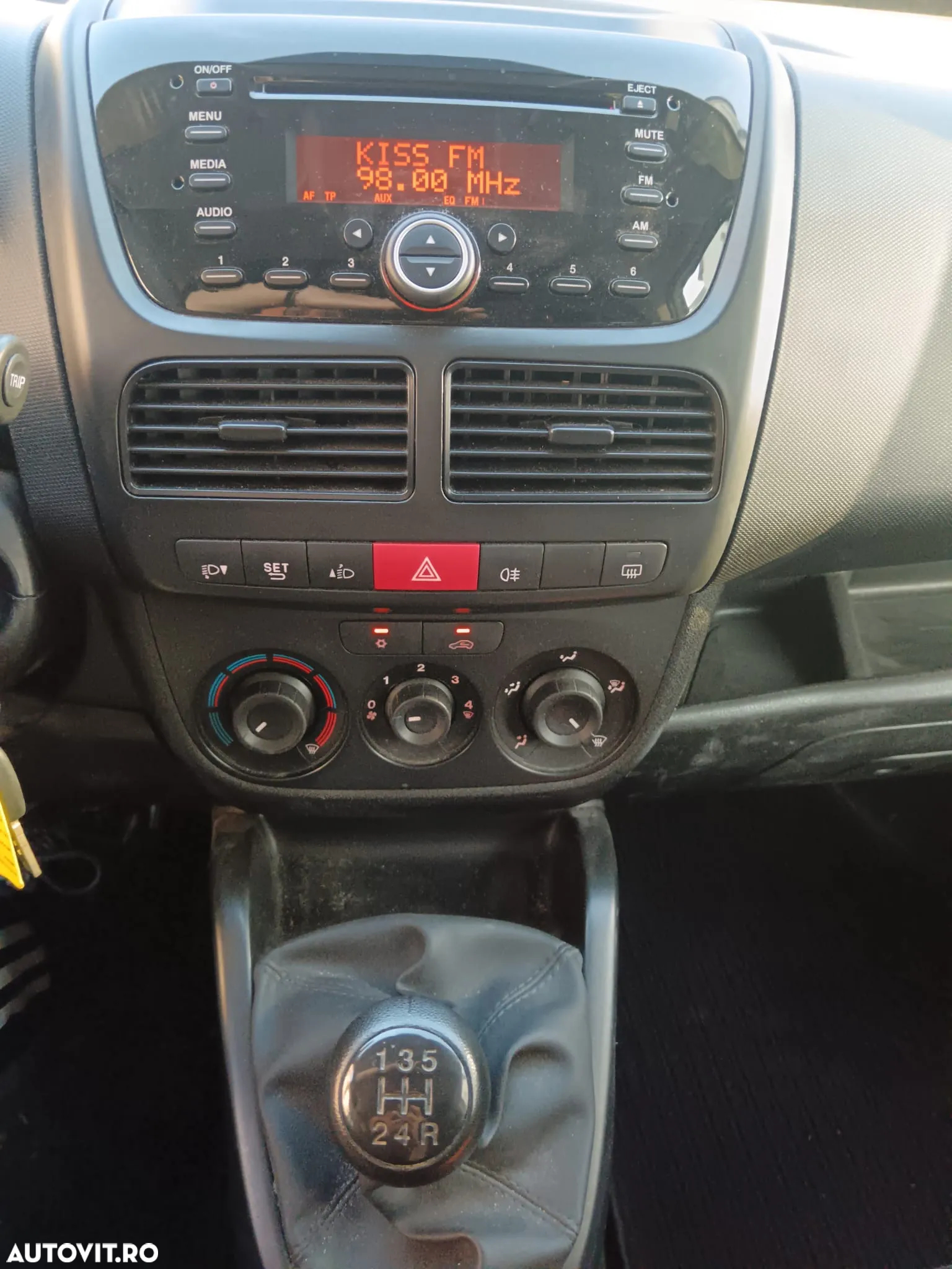 Opel Combo - 12