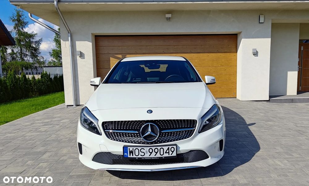 Mercedes-Benz Klasa A 180 7G-DCT - 24
