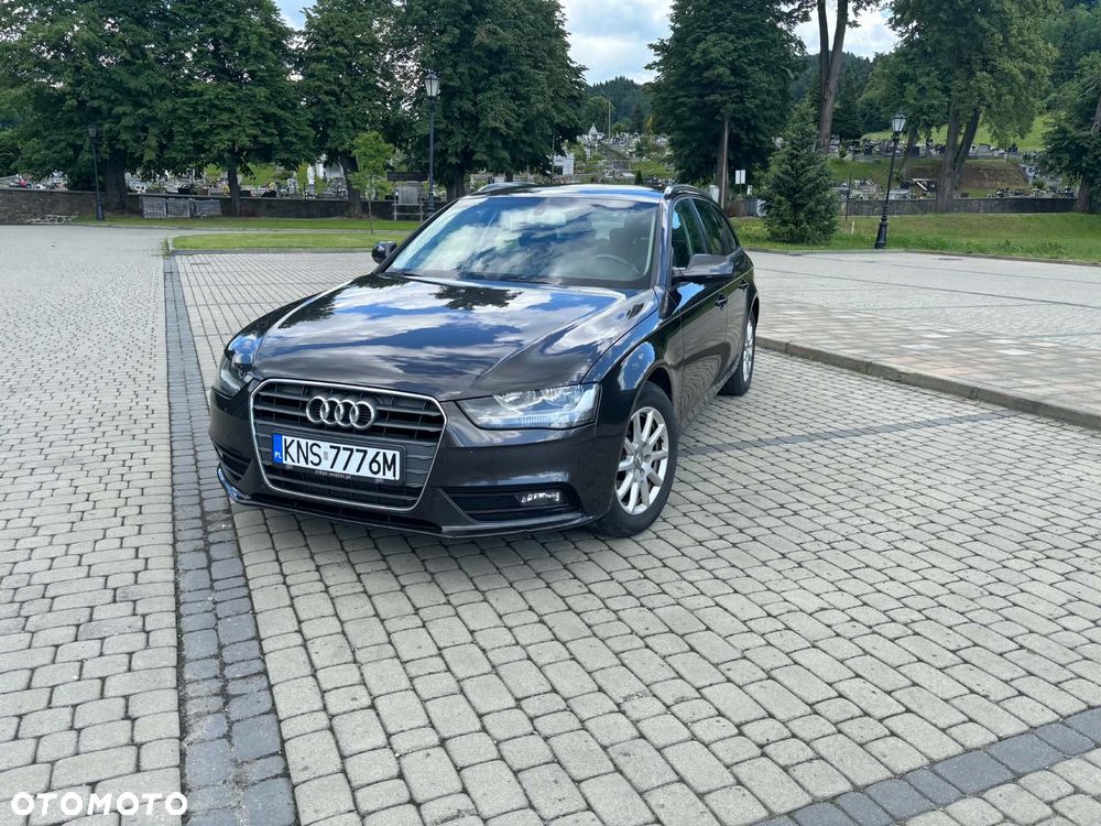 Audi A4 Avant - 10