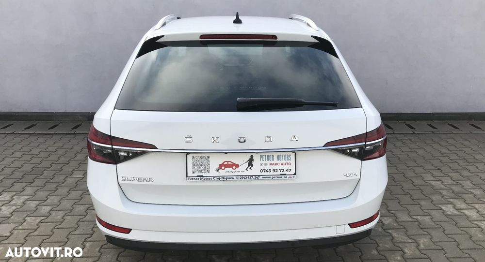 Skoda Superb 2.0 TDI 4X4 DSG Style - 12