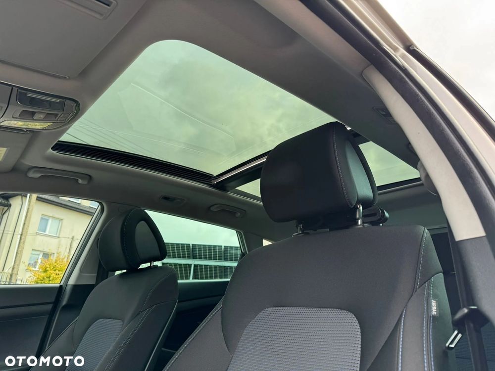 Hyundai Tucson blue 1.7 CRDi 2WD Trend - 16
