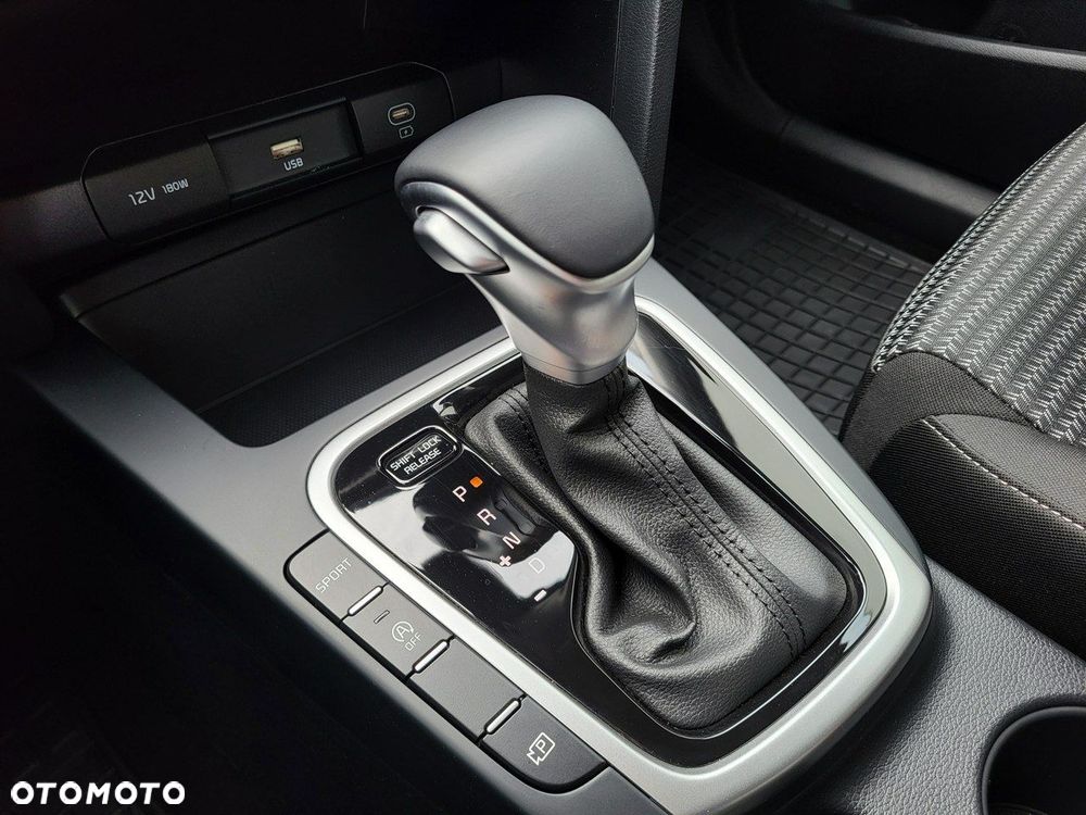 Kia XCeed - 20