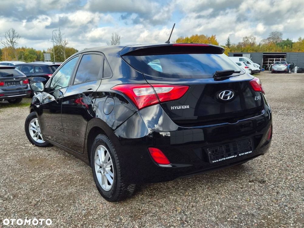 Hyundai i30 - 23