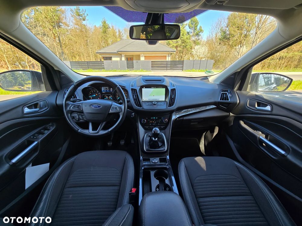 Ford Kuga 1.5 EcoBoost 2x4 Titanium - 6