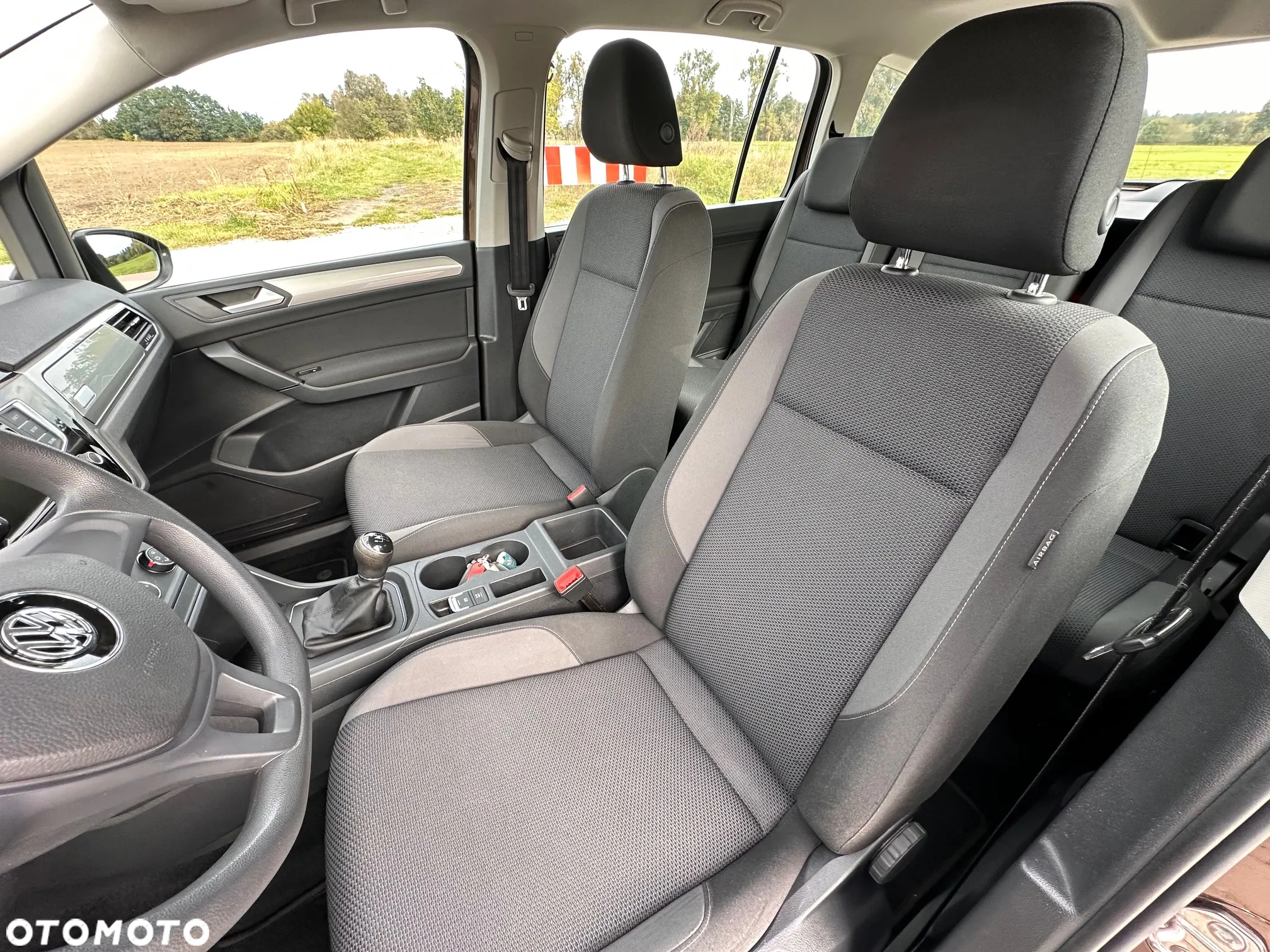 Volkswagen Touran 1.2 TSI (BlueMotion Technology) Trendline - 13