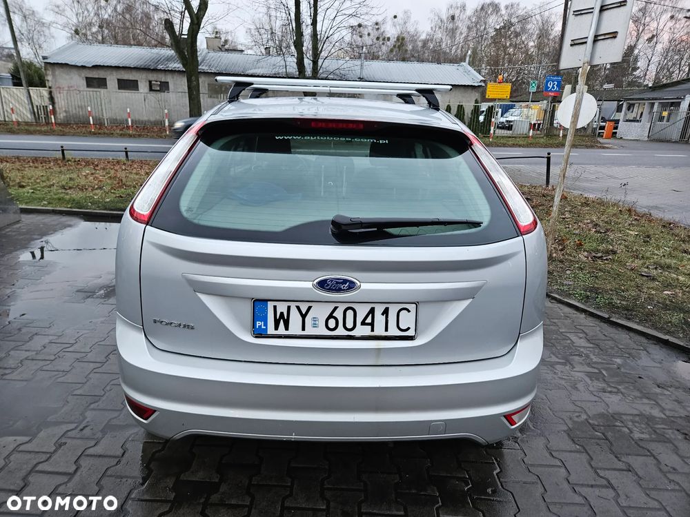 Ford Focus 1.6 Ambiente EU5 - 6