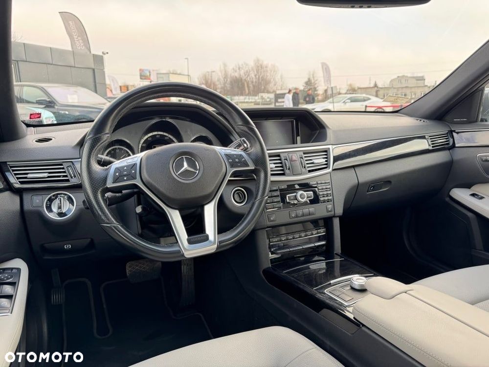 Mercedes-Benz Klasa E 350 4Matic BlueEFFICIENCY 7G-TRONIC Avantgarde - 12