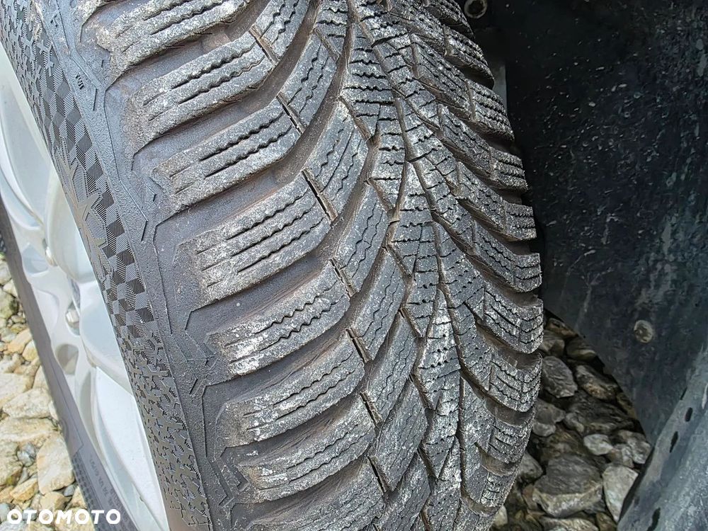 Ford Mondeo SW 2.0 EcoBlue Trend - 24