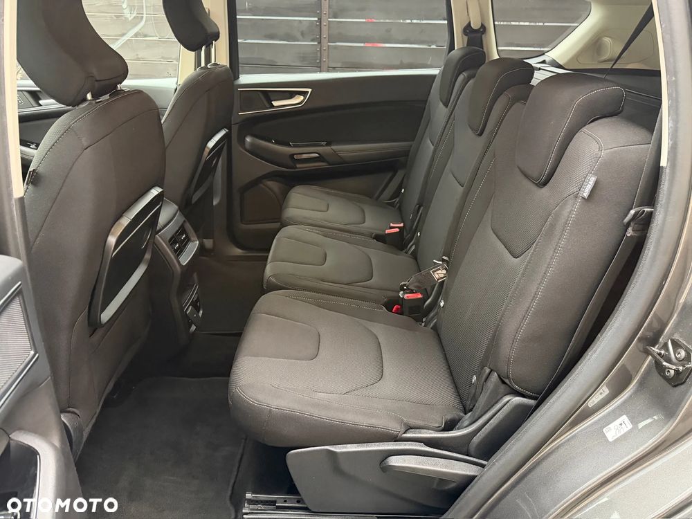 Ford S-Max 2.5 Duratec FHEV TITANIUM - 30