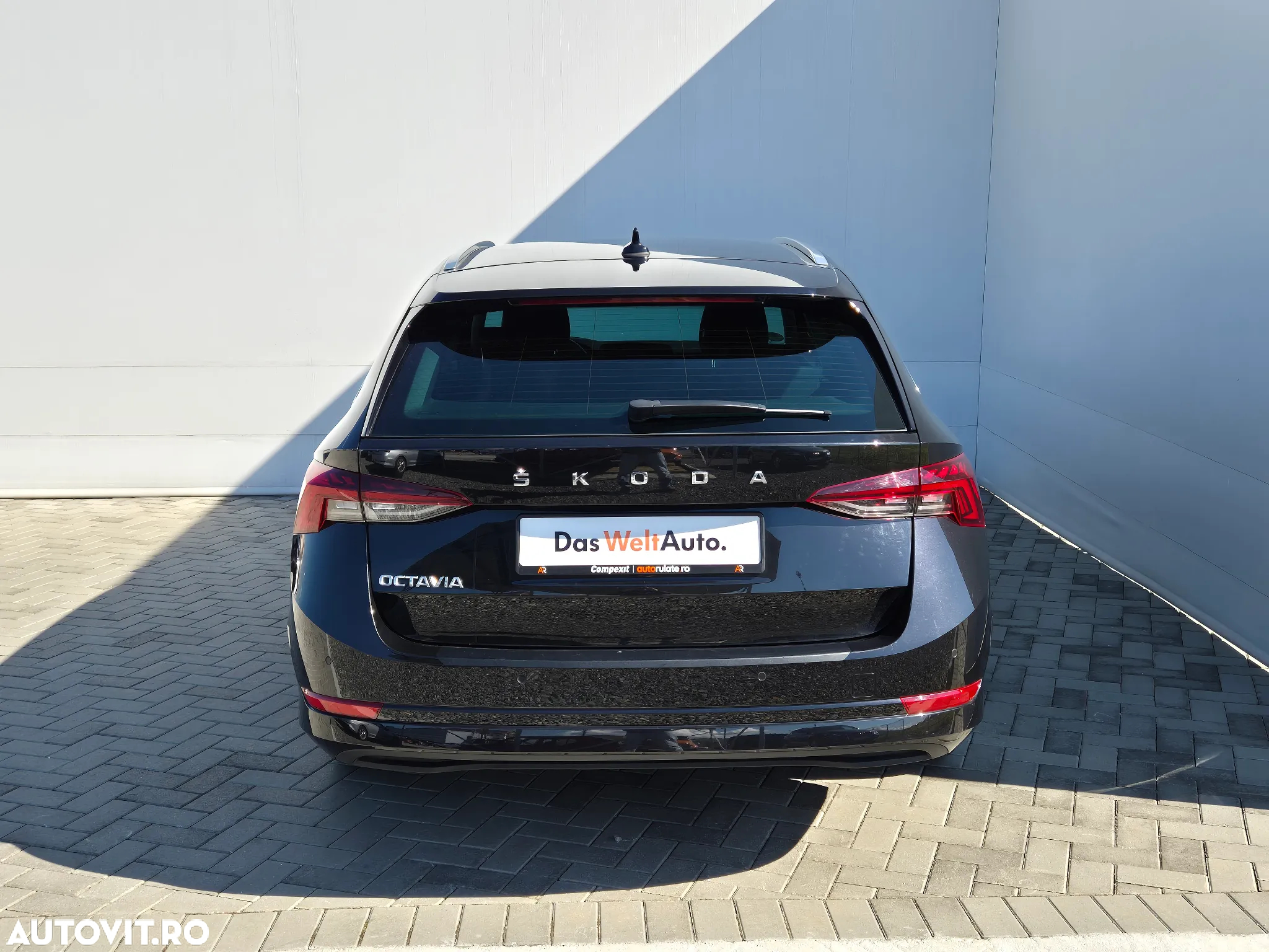 Skoda Octavia 2.0 TDI DSG Style - 4