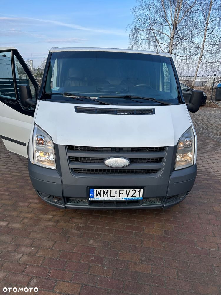 Ford Transit - 1