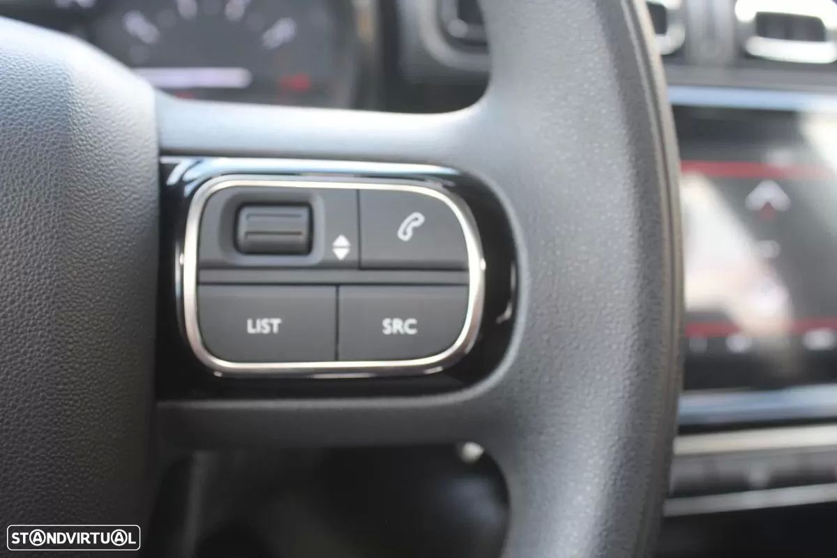 Citroën C3 1.2 PureTech Shine EAT6 - 28