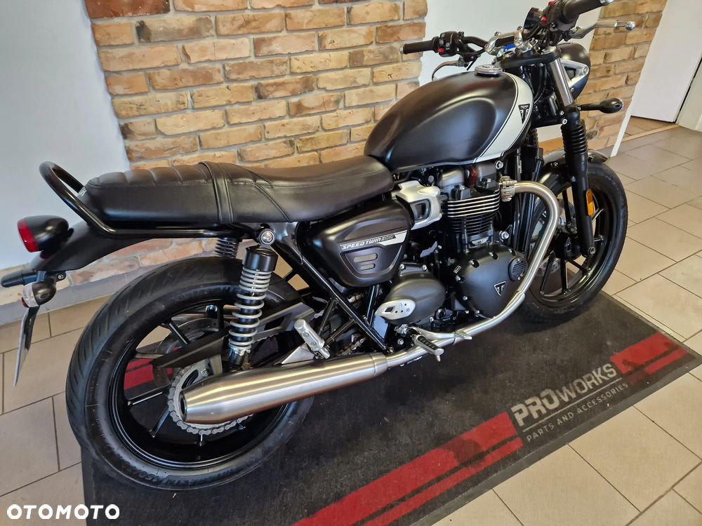 Triumph Speed Twin - 4