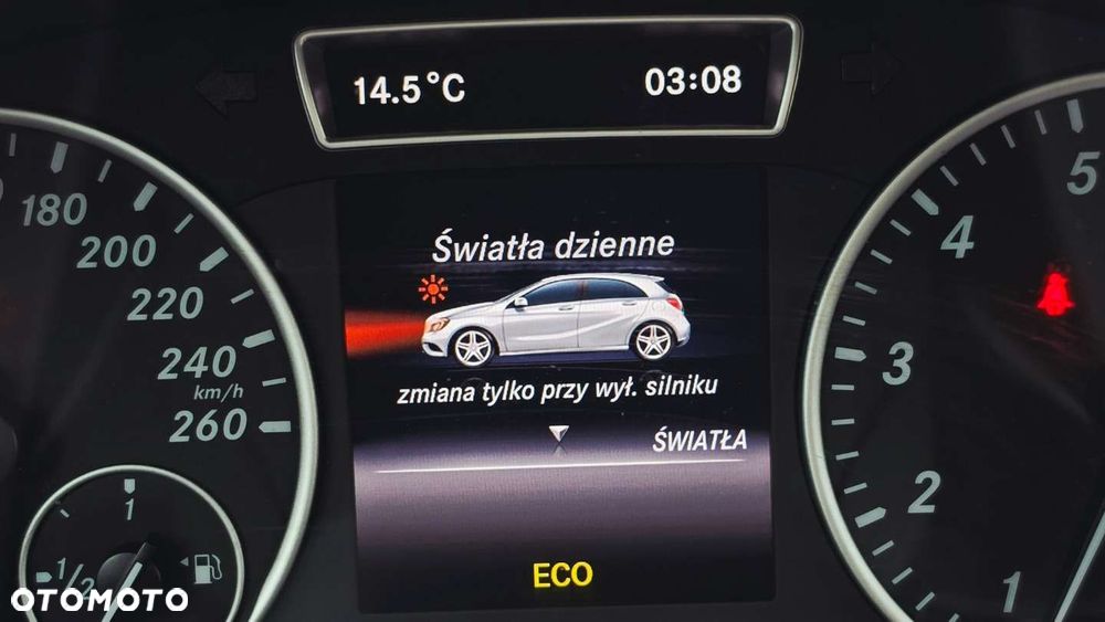 Mercedes-Benz Klasa A 180 (BlueEFFICIENCY) Urban - 25