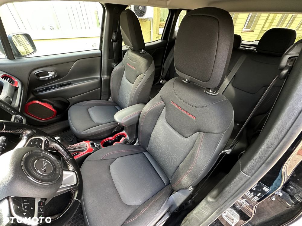 Jeep Renegade - 8