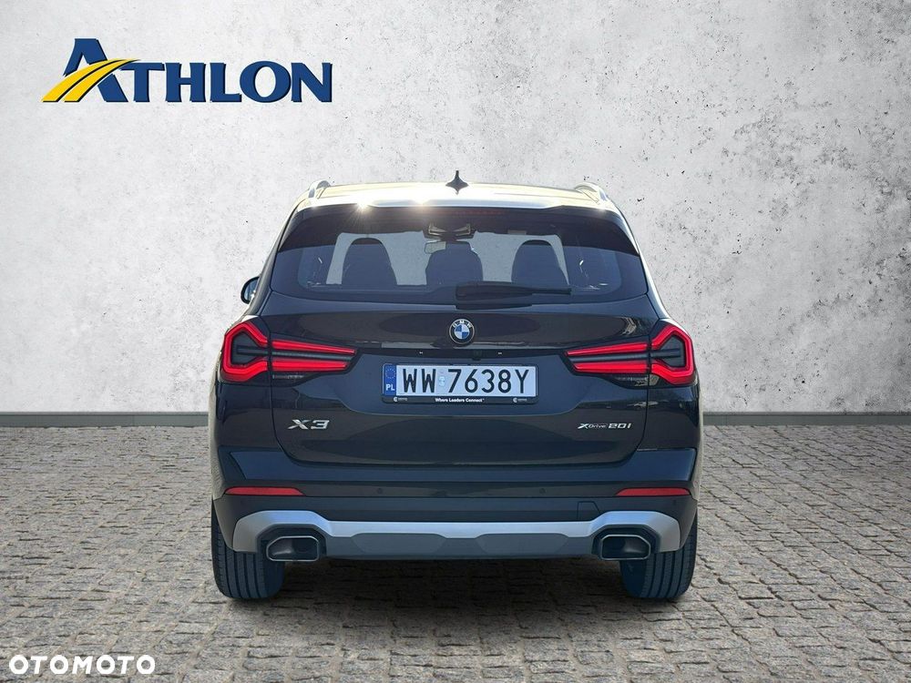 BMW X3 xDrive20i mHEV - 4