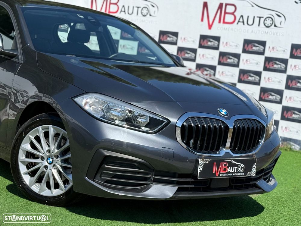 BMW 116 d Advantage Auto — fotografia 12