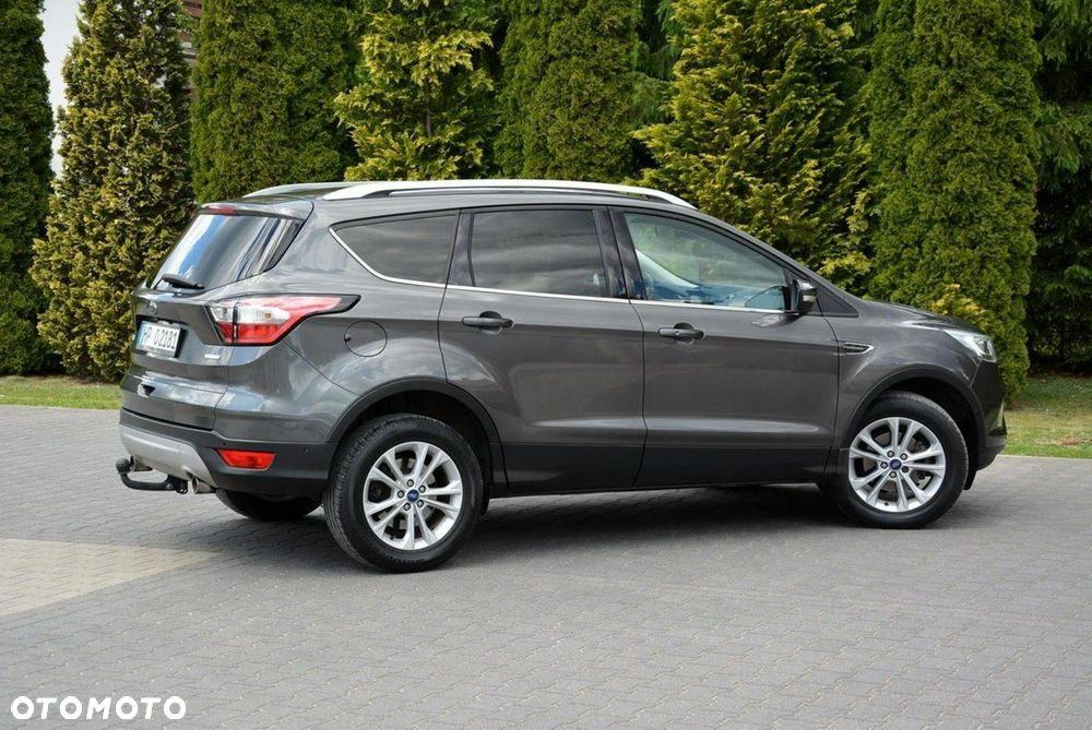 Ford Kuga 1.5 EcoBoost 2x4 Titanium - 12
