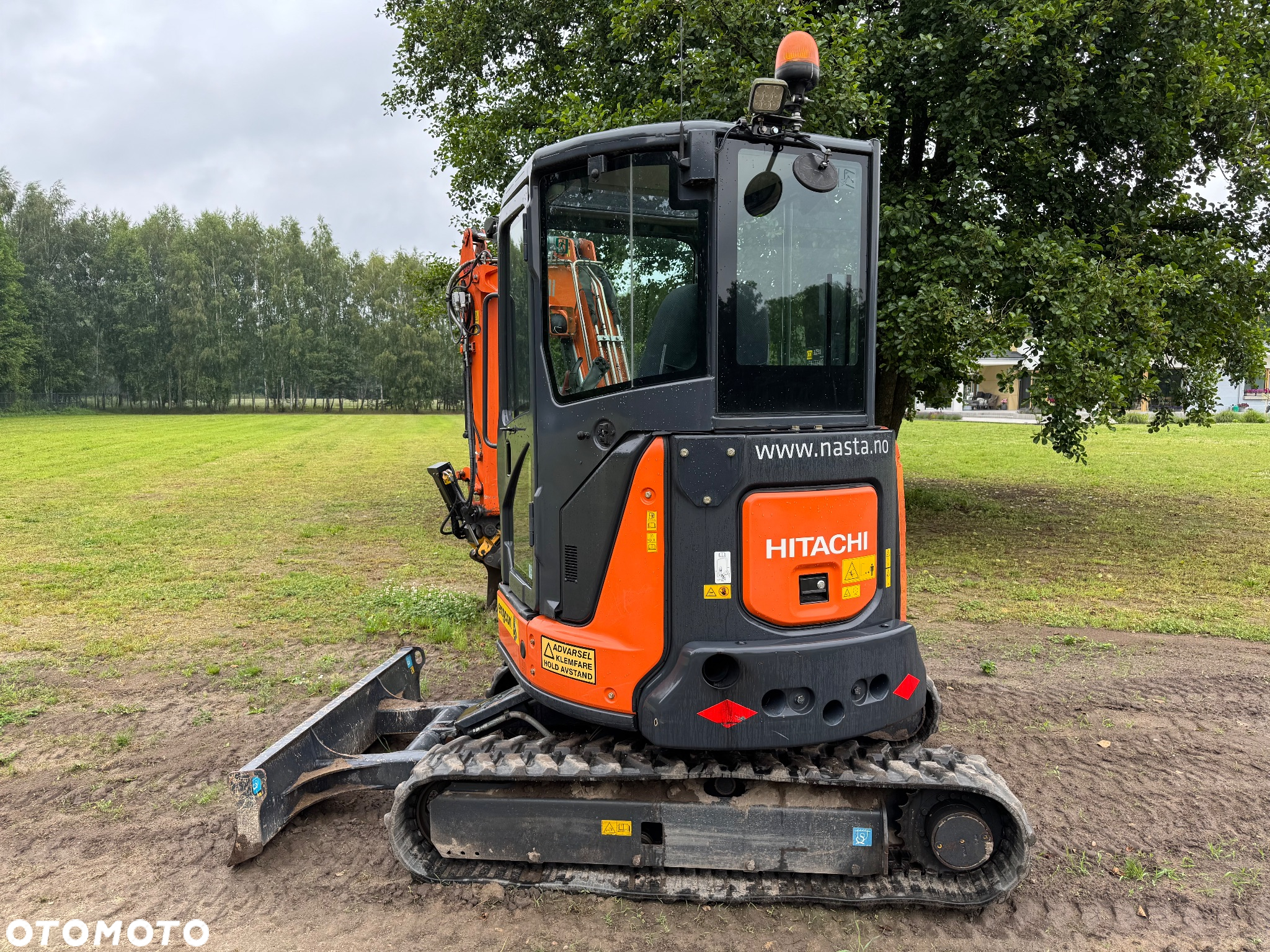 Hitachi ZX33U-5A - 5