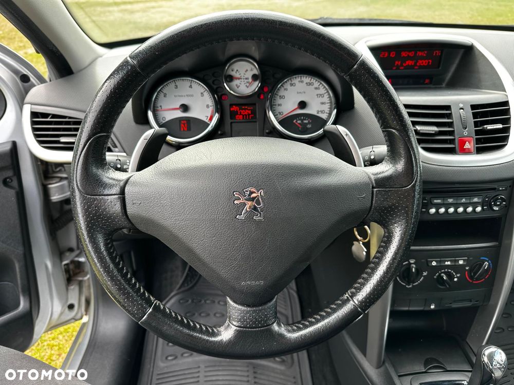 Peugeot 207 - 20
