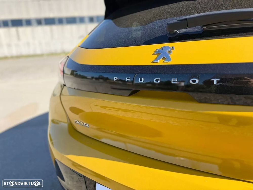 Peugeot 208 PureTech 130 EAT8 GT Pack - 12