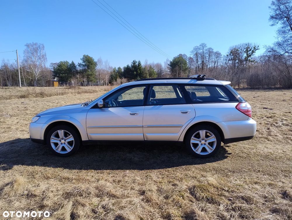 Subaru Outback 2.5i AT - 5