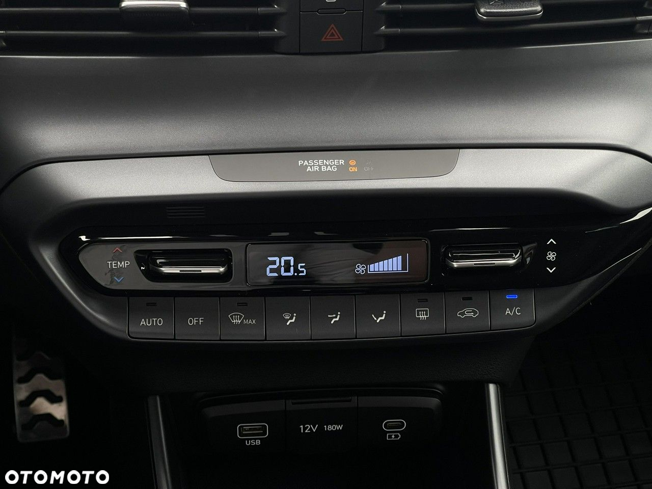 Hyundai Bayon - 15