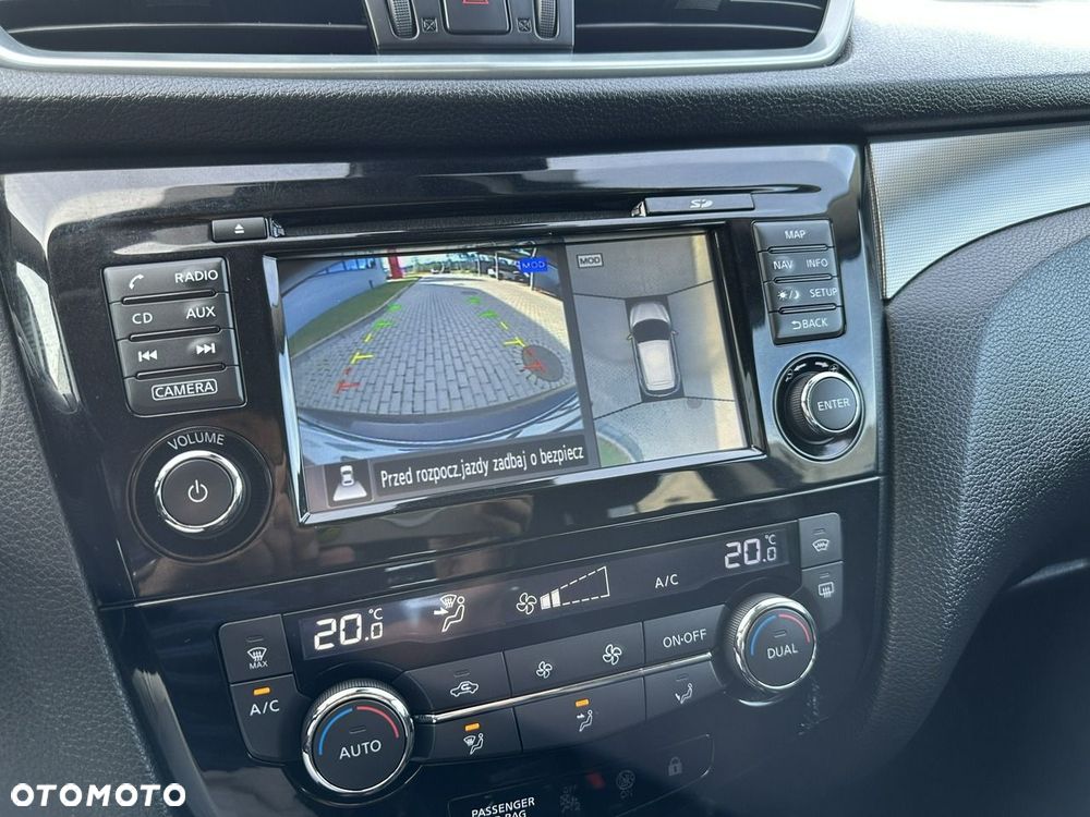 Nissan Qashqai 1.2 DIG-T N-Connecta - 25