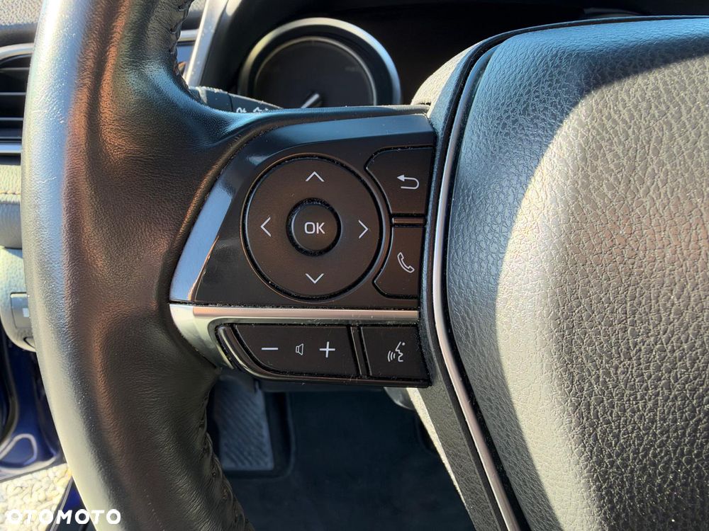 Toyota Camry 2.5 Hybrid Comfort CVT - 17