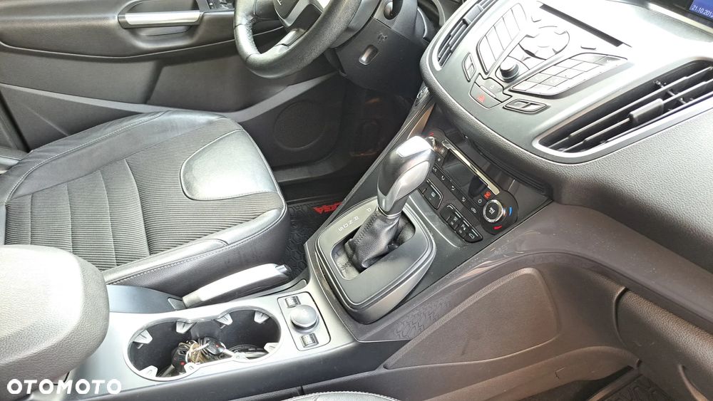 Ford Kuga 2.0 TDCi 4WD Titanium Plus - 16