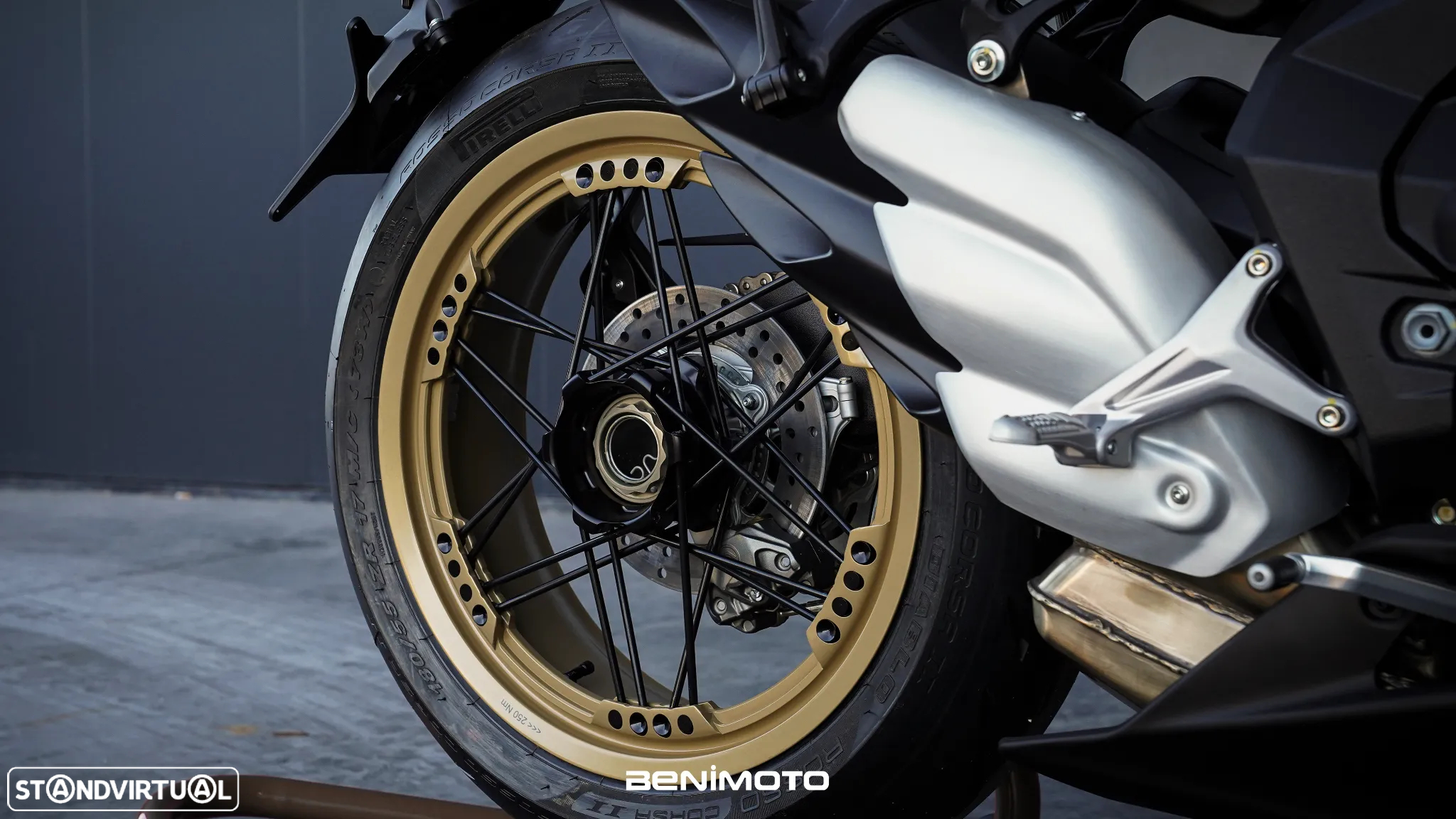 MV Agusta Superveloce S - 16