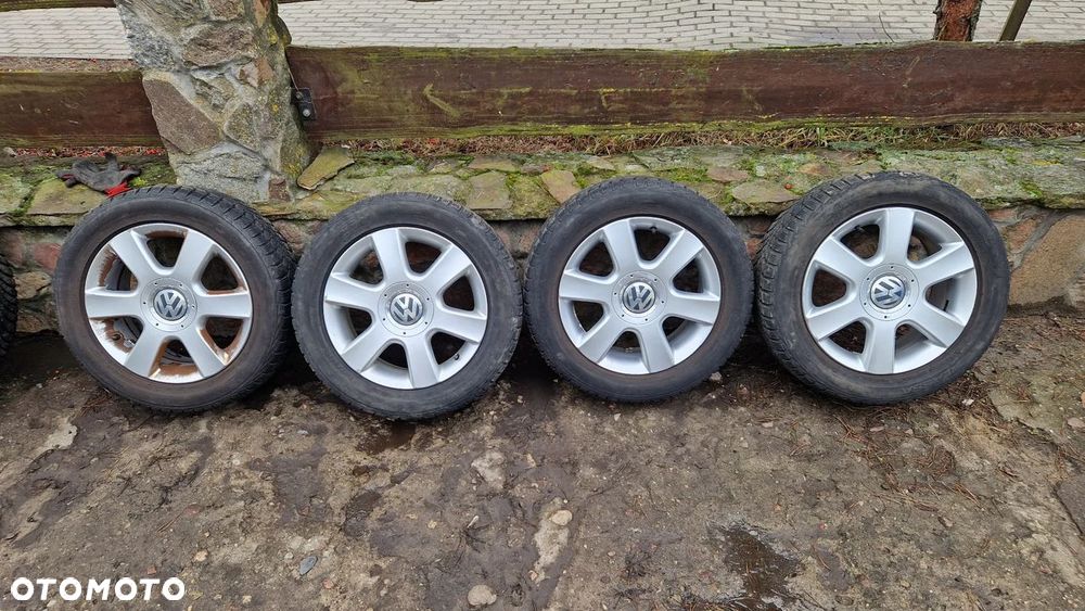 VW Touran Felgi aluminiowe 16' DOT3319 6,5Jx16 2x7mm 2x6mm - 1