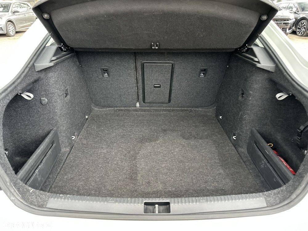 Skoda Octavia 2.0 TDI SCR Style DSG - 31