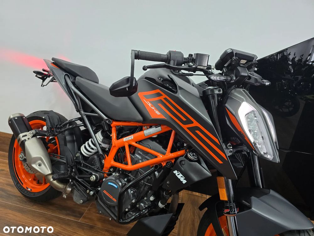 KTM Duke - 5