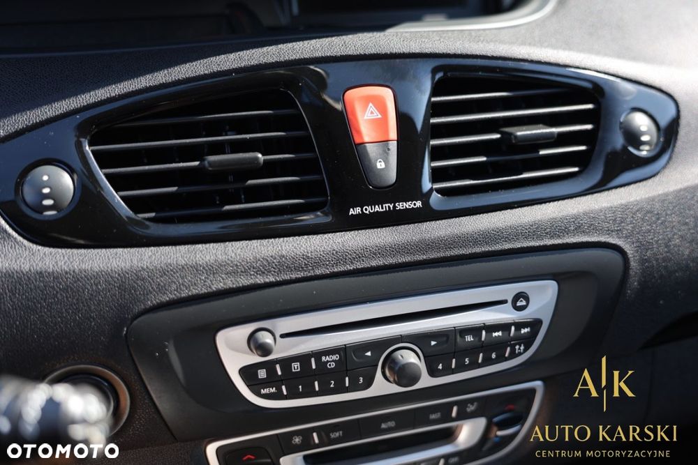Renault Scenic - 25