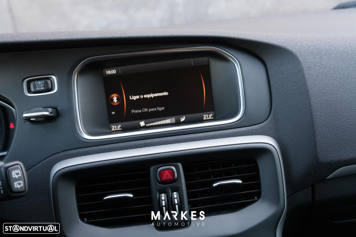 Volvo V40 1.6 D2 Momentum - 18